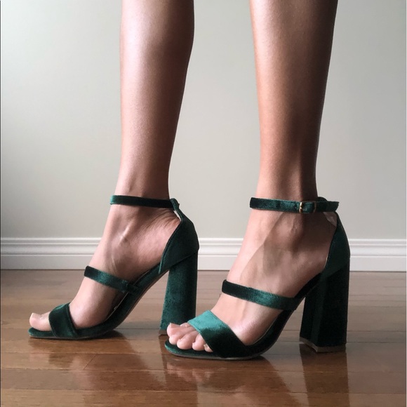 Shoes - Green velvet sandals